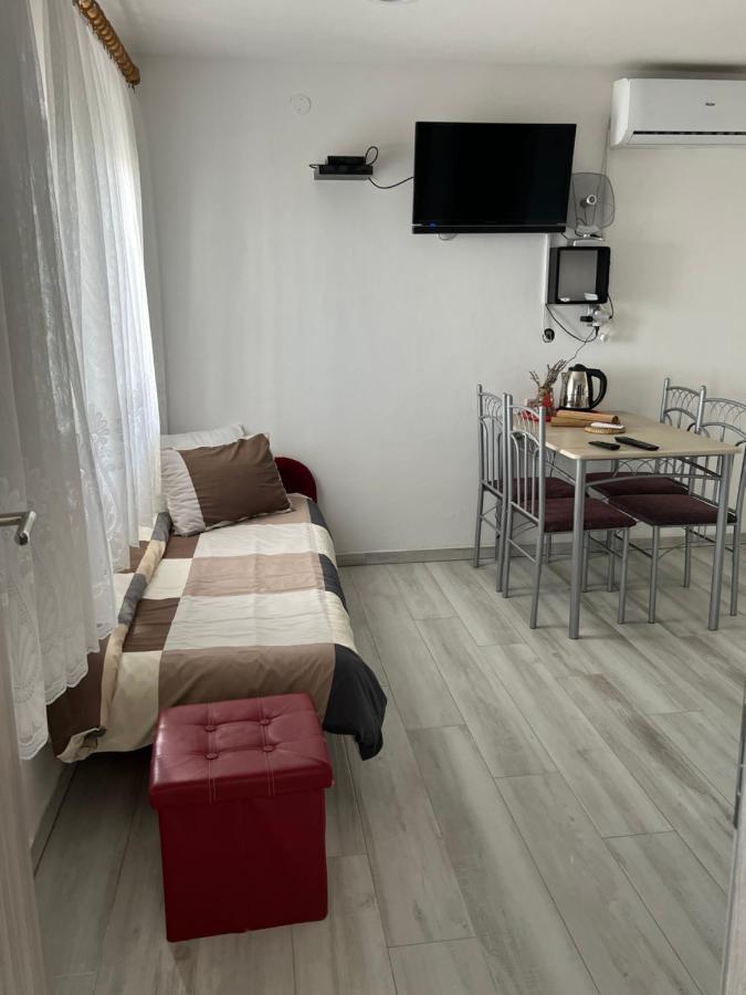 Apartments Linic Nin Exteriér fotografie